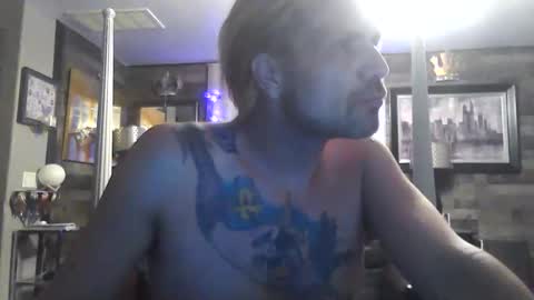 Snapshot of randybater8in chatting on May 2026 06:32:03 AM Randy8inbater online show from May 2026 06:32:03 AM