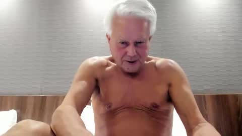 Silver Stallion TwitterRandyth53496071  and  ladyenglishxxx online show from March 2025 08:05:02 PM