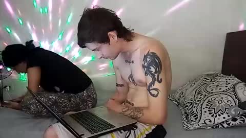 Snapshot of rangel_sex chatting on December 2024 03:57:01 PM Rangel and Lola online show from December 2024 03:57:01 PM