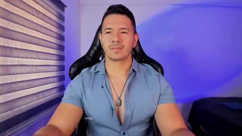 Jonas online show from November 2025 02:01:01 PM