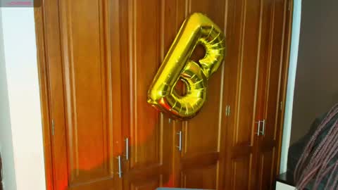 Raquel online show from February 2025 11:42:02 AM