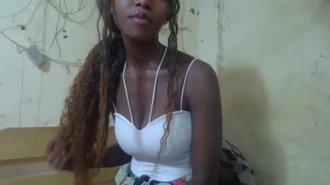 Snapshot of rasoanirinaa chatting on May 2026 06:30:01 AM rasoanirinaa online show from May 2026 06:30:01 AM