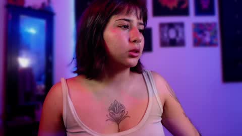 Snapshot of raven_gotic69 chatting on January 2025 05:02:02 PM charlote rayen online show from January 2025 05:02:02 PM