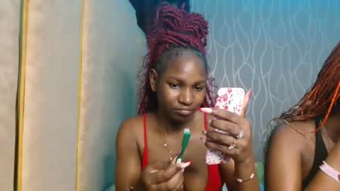 Snapshot of raven_luxe chatting on May 2026 07:18:01 PM Raven online show from May 2026 07:18:01 PM