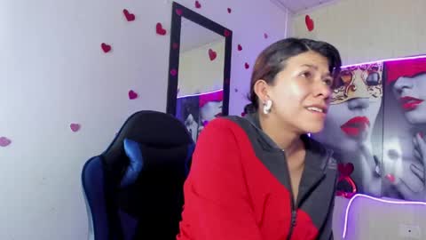 Snapshot of raven_rouge chatting on May 2026 11:59:01 AM gata online show from May 2026 11:59:01 AM