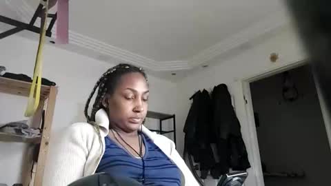 Snapshot of ravenbby chatting on June 2026 02:24:02 AM ravenbby online show from June 2026 02:24:02 AM