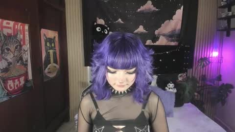 ravencollen online show from March 2026 07:57:01 PM