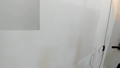 Snapshot of ravenfox_ chatting on February 2026 03:22:02 AM Ravenfox online show from February 2026 03:22:02 AM