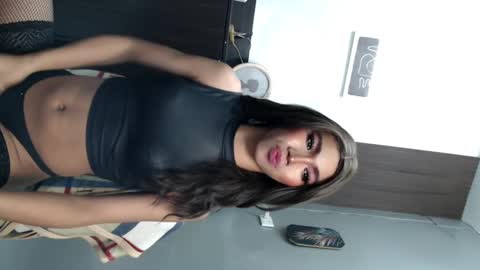 Snapshot of ravennax chatting on February 2025 08:14:02 PM ravennaxx online show from February 2025 08:14:02 PM