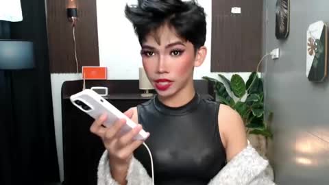 Snapshot of ravennax chatting on February 2025 12:32:01 AM ravennaxx online show from February 2025 12:32:01 AM