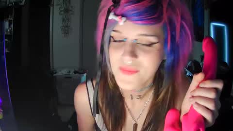 Snapshot of ravynstar13 chatting on October 2025 03:01:02 AM ravynstar13 online show from October 2025 03:01:02 AM