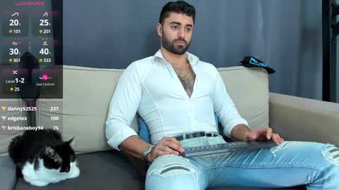 Adam online show from December 2024 08:30:01 AM