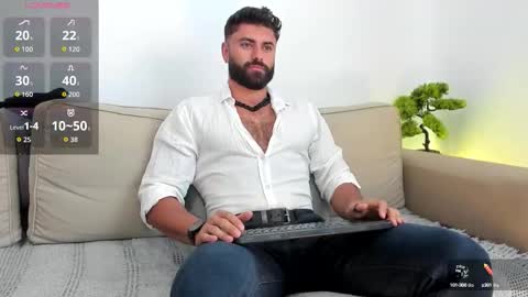 Adam online show from October 2025 11:22:02 AM