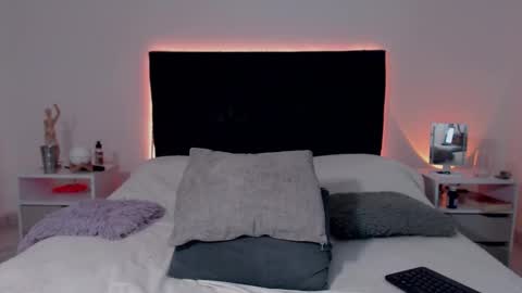 Ray online show from November 2025 11:04:02 PM