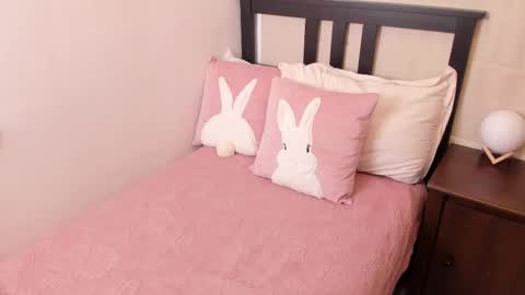 Snapshot of raychell_black chatting on February 2025 04:07:01 PM Raychell Black online show from February 2025 04:07:01 PM