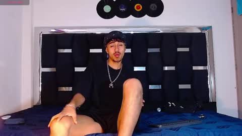 Rayn online show from February 2025 07:53:01 PM