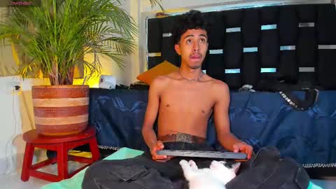 Rayn online show from March 2025 09:06:02 AM