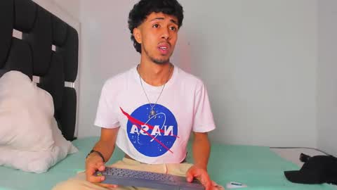 Rayn online show from October 2025 08:48:01 AM