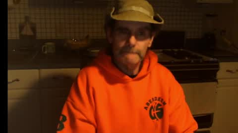 Ray online show from November 2025 10:32:02 PM