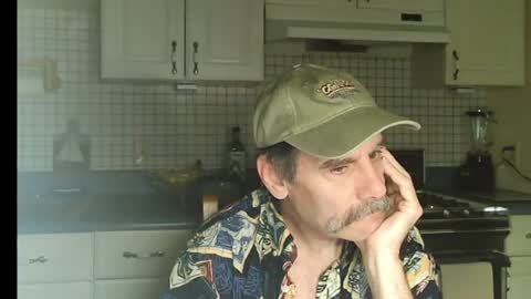 Snapshot of raylene4u2 chatting on July 2026 05:55:02 AM Ray online show from July 2026 05:55:02 AM