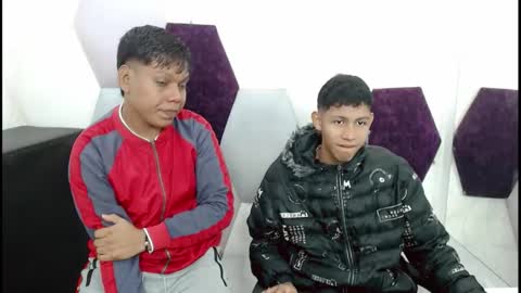 raystewart  online show from October 2025 02:12:02 AM