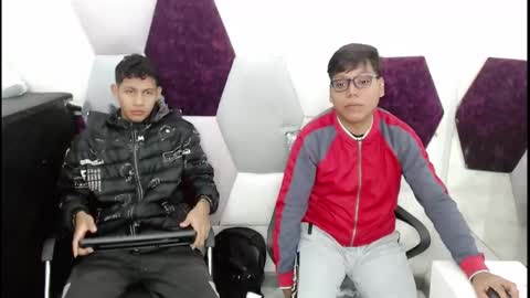 raystewart  online show from October 2025 02:01:02 AM