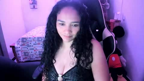 Danna online show from March 2026 02:45:01 PM