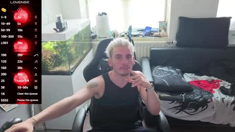 Snapshot of rayzel31 chatting on May 2026 01:16:02 PM Rayzel online show from May 2026 01:16:02 PM