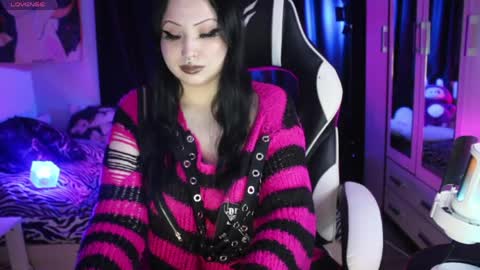 My kittensIm on vacation until July 25th. You can join the fan club  free content  online show from April 2026 09:39:33 PM