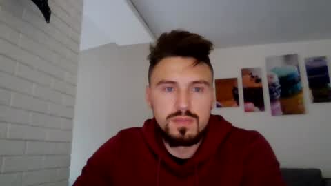 Snapshot of razvan27h chatting on January 2025 10:51:02 AM Razvan27h online show from January 2025 10:51:02 AM