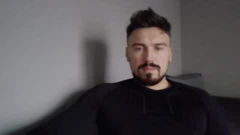 Snapshot of razvan27h chatting on December 2025 09:48:01 AM Razvan27h online show from December 2025 09:48:01 AM