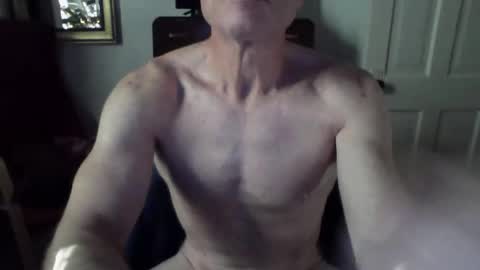 Snapshot of rdneckbitch chatting on October 2025 03:07:01 PM rdneckbitch online show from October 2025 03:07:01 PM