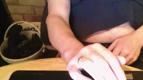 Snapshot of rdrew chatting on November 2025 11:13:01 PM rdrew online show from November 2025 11:13:01 PM