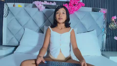 Snapshot of real_doncella_pussy chatting on April 2026 08:07:01 PM DONCELLA online show from April 2026 08:07:01 PM