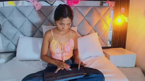 Snapshot of real_doncella_pussy chatting on April 2026 08:04:02 PM DONCELLA online show from April 2026 08:04:02 PM
