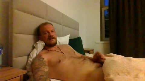 real_viking1 online show from October 2025 04:28:01 PM