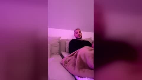 realdeal2000 online show from March 2026 12:54:01 AM