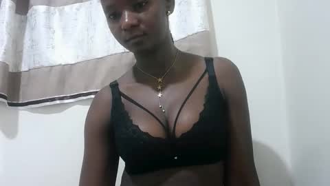 queen online show from October 2025 09:15:01 PM