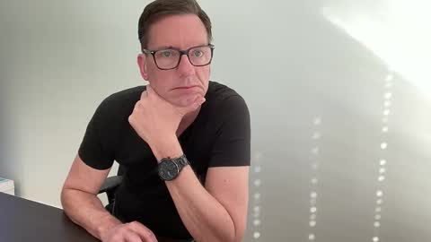 realstuff_ online show from April 2026 07:45:01 AM