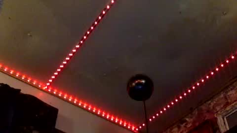Snapshot of realzilla69 chatting on May 2026 08:52:02 AM realzilla69 online show from May 2026 08:52:02 AM