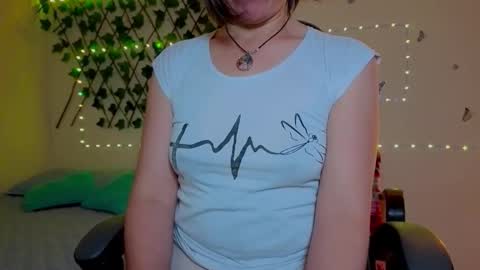 Rebbeca online show from October 2025 10:48:01 AM