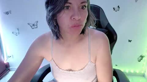 Snapshot of rebbeca09 chatting on May 2026 10:42:01 AM Rebbeca online show from May 2026 10:42:01 AM