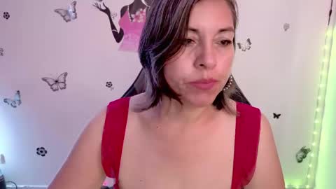 Snapshot of rebbeca09 chatting on May 2026 01:16:02 PM Rebbeca online show from May 2026 01:16:02 PM