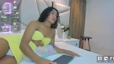 Snapshot of rebeca_brown_ chatting on May 2026 11:52:02 AM Rebeca online show from May 2026 11:52:02 AM