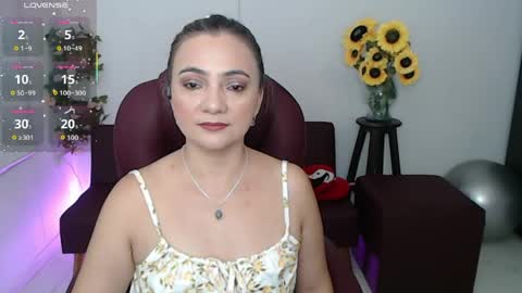 Snapshot of rebeca_milf chatting on April 2026 12:43:01 PM REBECA online show from April 2026 12:43:01 PM