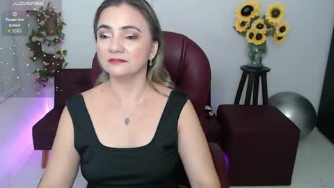 Snapshot of rebeca_milf chatting on April 2026 12:48:02 PM REBECA online show from April 2026 12:48:02 PM