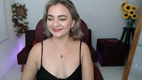 Snapshot of rebeca_milf chatting on May 2026 01:51:01 PM REBECA online show from May 2026 01:51:01 PM