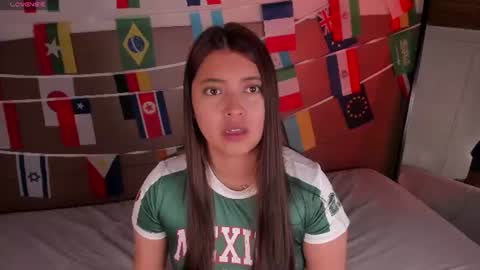 Snapshot of rebeca_williams_ chatting on June 2026 12:31:02 PM Rebeca Williams online show from June 2026 12:31:02 PM
