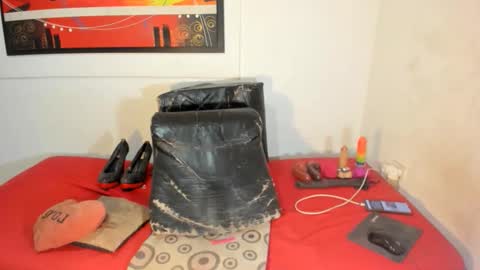 rebecabanks online show from December 2025 01:55:01 AM