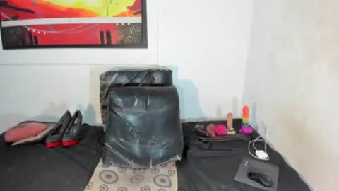 rebecabanks online show from March 2026 02:40:01 AM